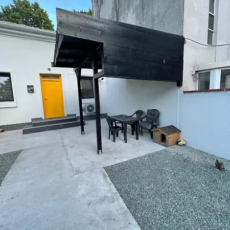Holiday home Yellow House Constanta
