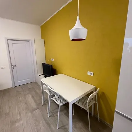 Yellow House Ferienhaus *
