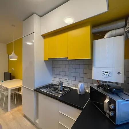 Yellow House * Constanţa